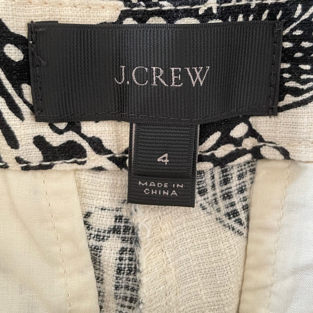 Women’s Shorts J. CREW Black White Polynesian Floral Shorts Cotton Shorts - Picture 5 of 6